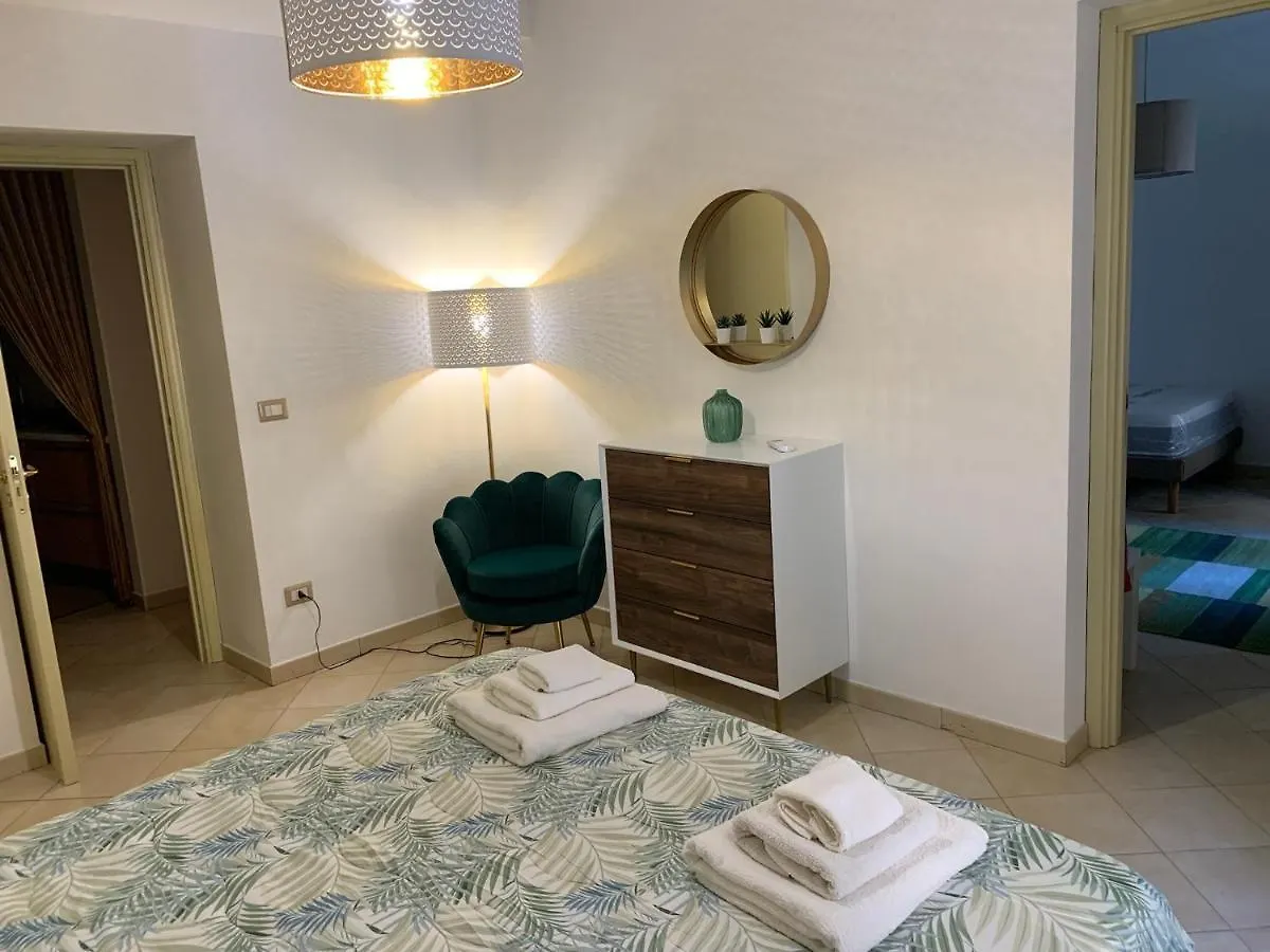 Terre Daci Apartments - Casa Vastea Acireale 0*,  Italia
